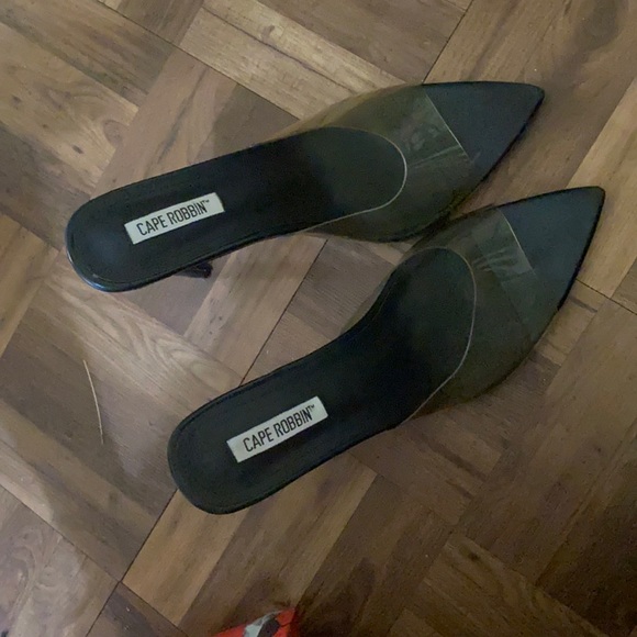 CLEAR SEE-THRU HEELS - Picture 1 of 3